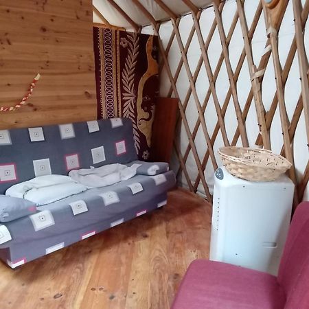 Charmante Yourte Contemporaine Carmaux Buitenkant foto